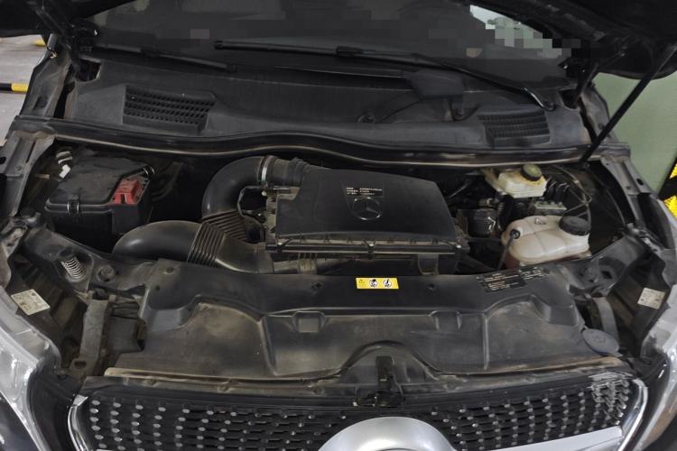 Used Mercedes-Benz V-Class 2020 V 260 L Long-wheelbase Luxury Edition Engine Bay