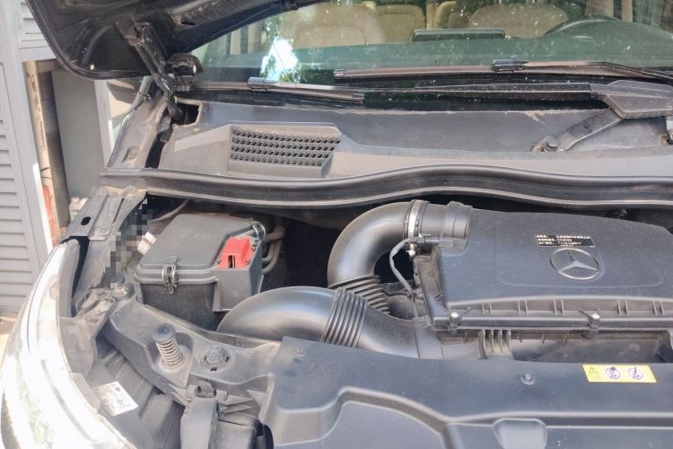 Used Mercedes-Benz V-Class 2020 V 260 Prestige Edition Engine Bay Right