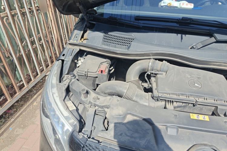 Used Mercedes-Benz V-Class 2020 V 260 Avantgarde Edition Engine Bay Right