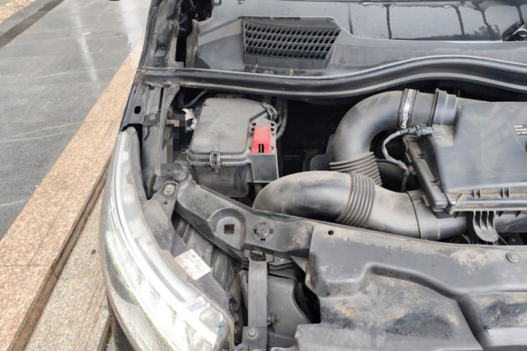 Used Mercedes-Benz V-Class 2020 V 260 Avantgarde Edition Engine Bay Right