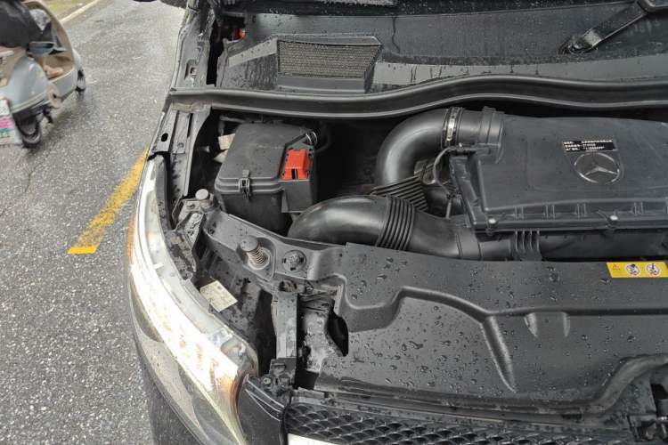 Used Mercedes-Benz V-Class 2020 V 260 Prestige Edition Engine Bay Right