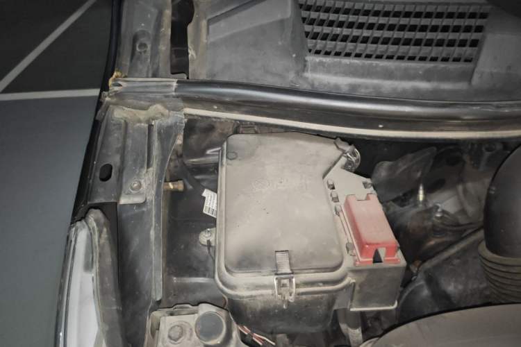 Used Mercedes-Benz V-Class 2020 V 260 L Long-wheelbase Luxury Edition Engine Bay Right