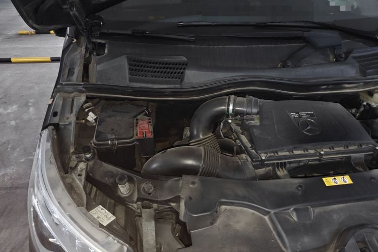 Used Mercedes-Benz V-Class 2020 V 260 L Long-wheelbase Luxury Edition Engine Bay Right