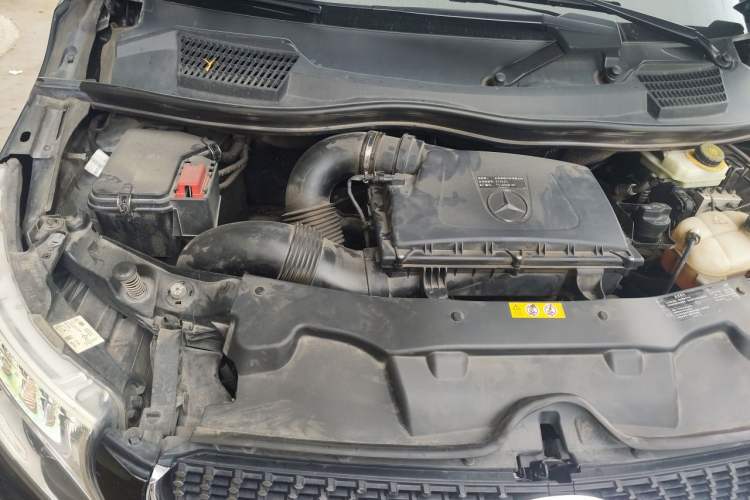 Used Mercedes-Benz V-Class 2020 V 260 L Long-wheelbase Luxury Edition Engine Bay Right
