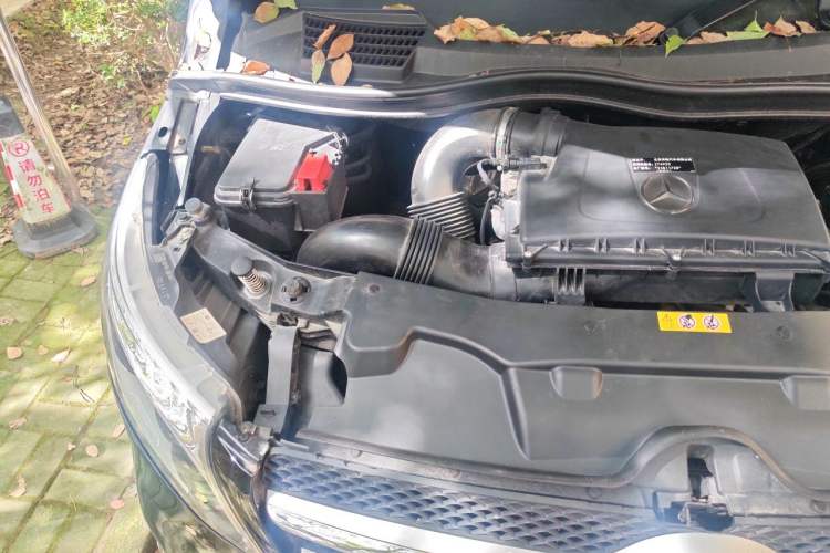 Used Mercedes-Benz V-Class 2020 V 260 Avantgarde Edition Engine Bay Right
