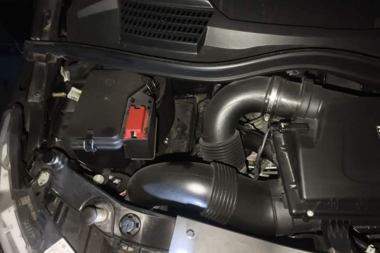 Used Mercedes-Benz V-Class 2020 V 260 L Long-wheelbase Luxury Edition Engine Bay Right