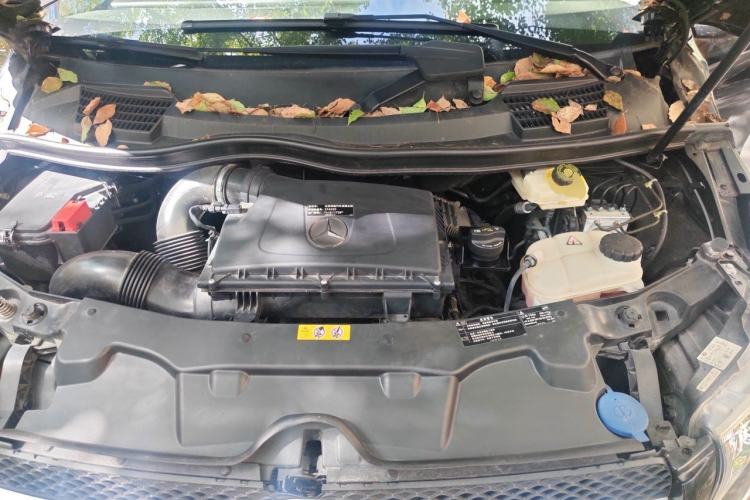 Used Mercedes-Benz V-Class 2020 V 260 Avantgarde Edition Engine Bay