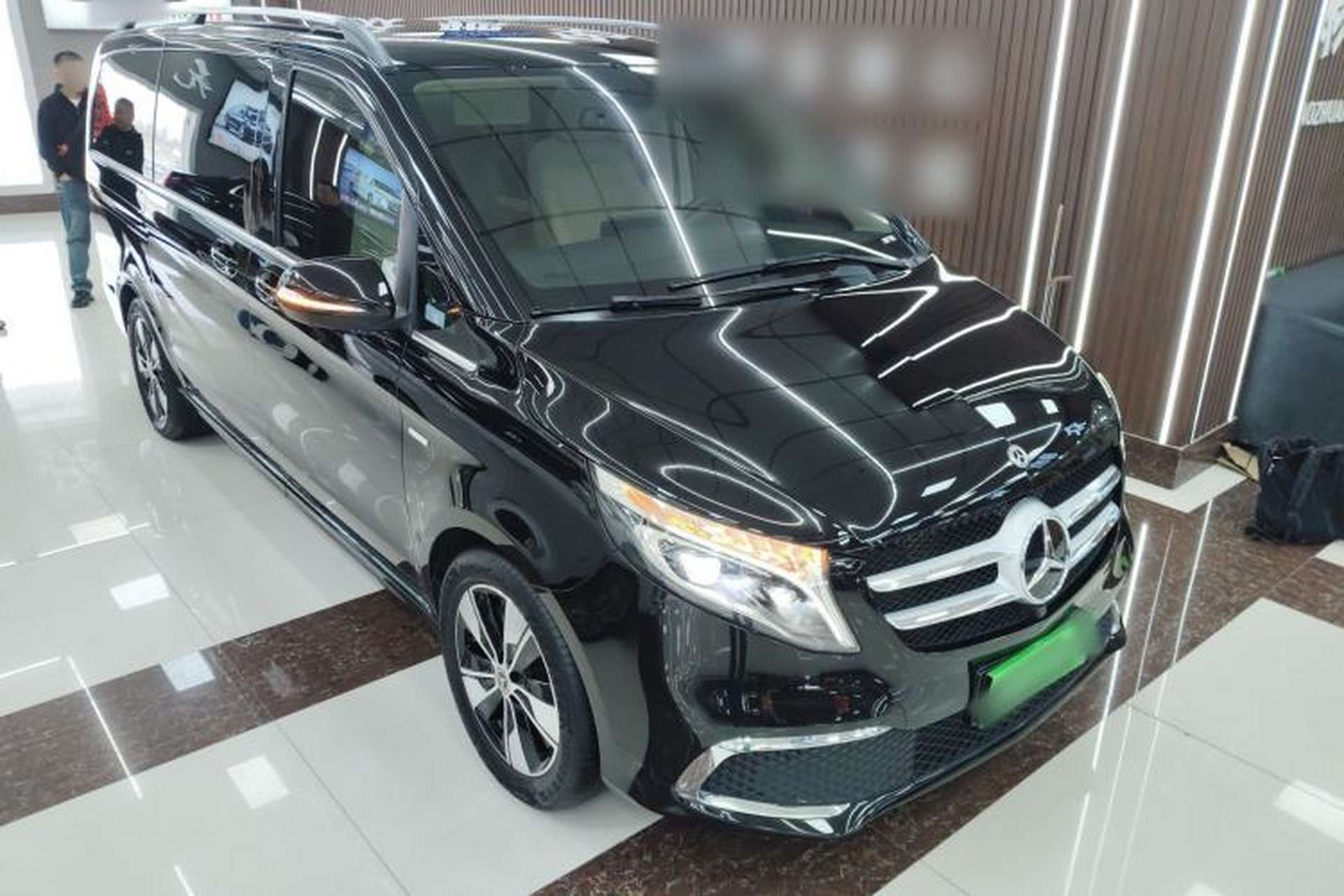 Used Mercedes-Benz V-Class 2020 V 260 Prestige Edition Exterior 1