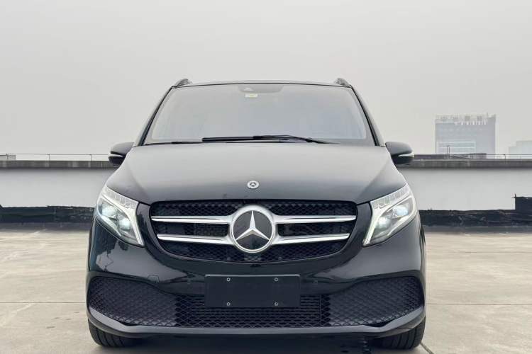 Used Mercedes-Benz V-Class 2020 V 260 Avantgarde Edition Exterior 1