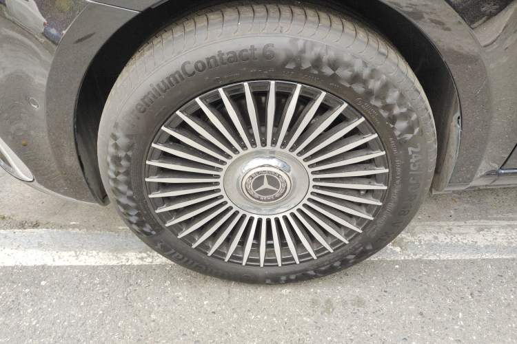 Used Mercedes-Benz V-Class 2020 V 260 Avantgarde Edition Exterior 2