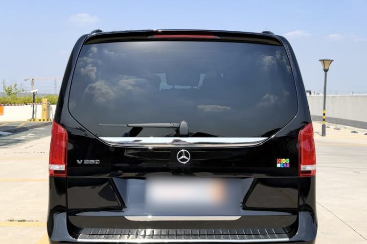 Used Mercedes-Benz V-Class 2020 V 260 Prestige Edition Exterior 2