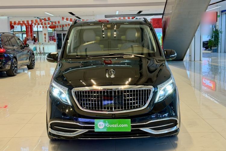 Used Mercedes-Benz V-Class 2020 V 260 Avantgarde Edition Exterior 3