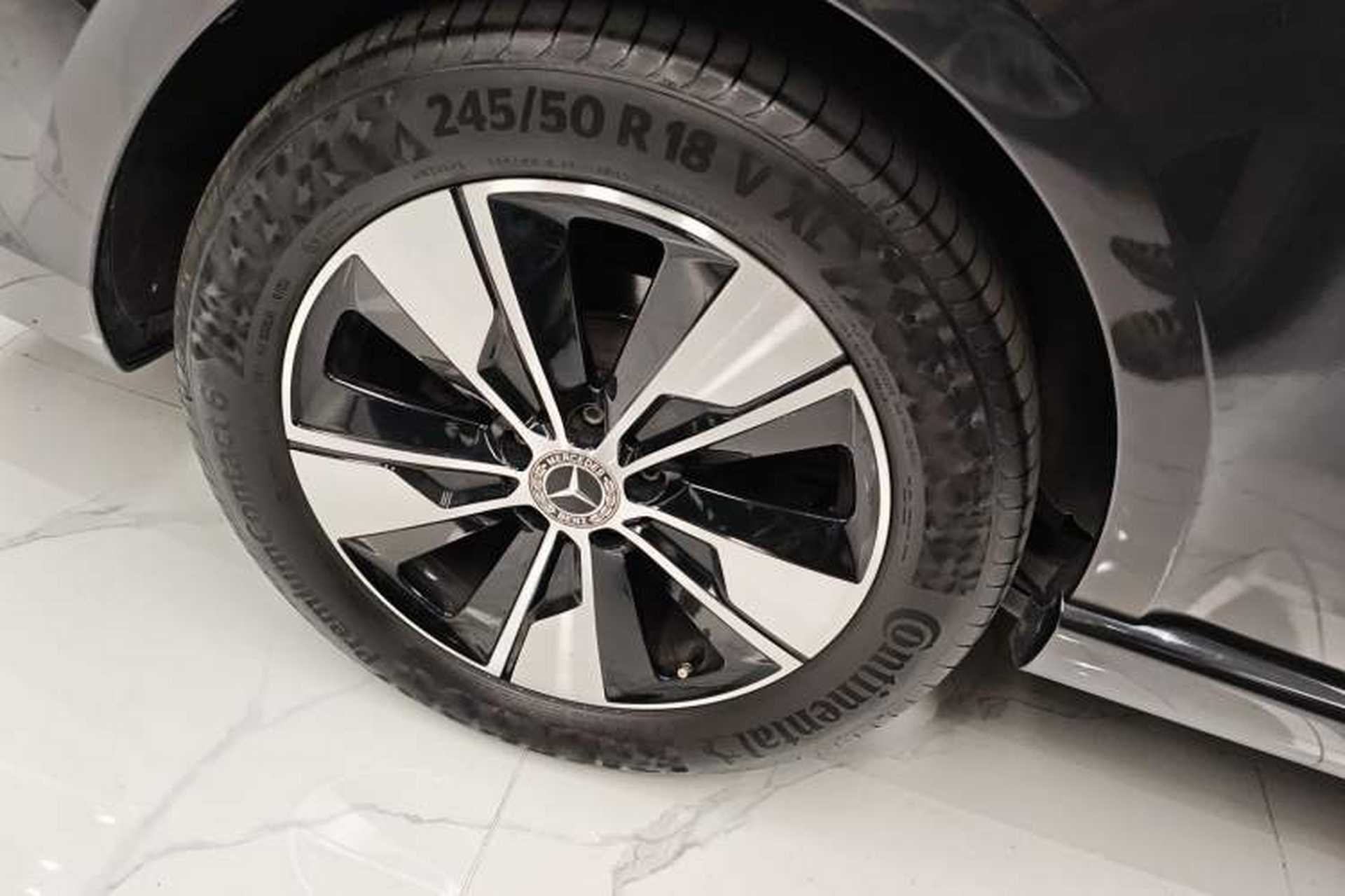 Used Mercedes-Benz V-Class 2020 V 260 L Long-wheelbase Luxury Edition Exterior 4