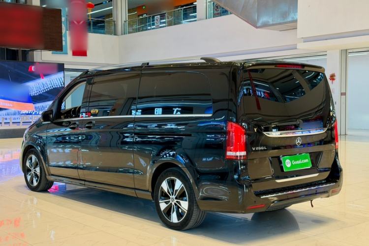 Used Mercedes-Benz V-Class 2020 V 260 L Long-wheelbase Luxury Edition Exterior 4