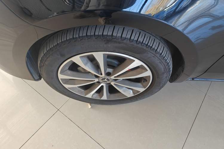 Used Mercedes-Benz V-Class 2020 V 260 Avantgarde Edition Exterior 7
