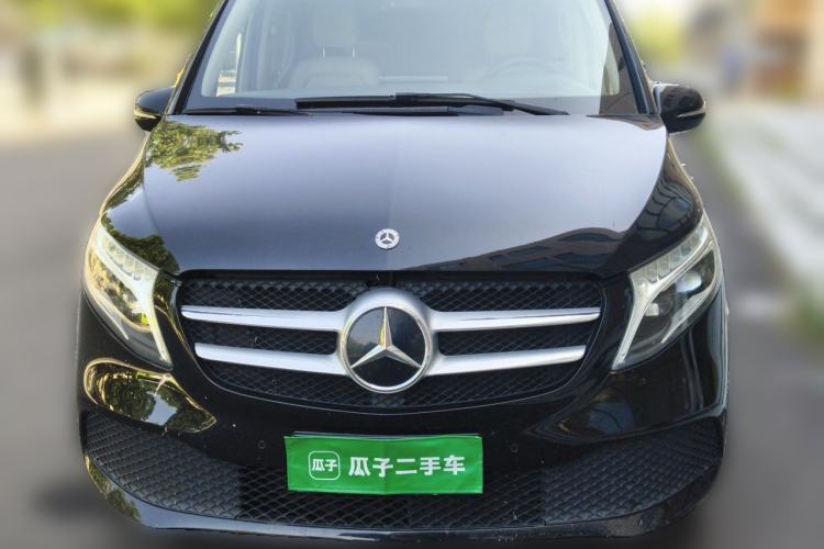Used Mercedes-Benz V-Class 2020 V 260 Avantgarde Edition Front