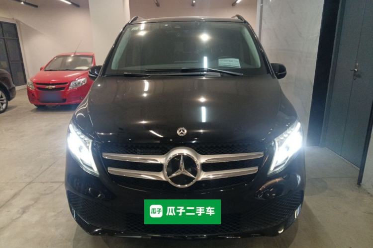 Used Mercedes-Benz V-Class 2020 V 260 Avantgarde Edition Front