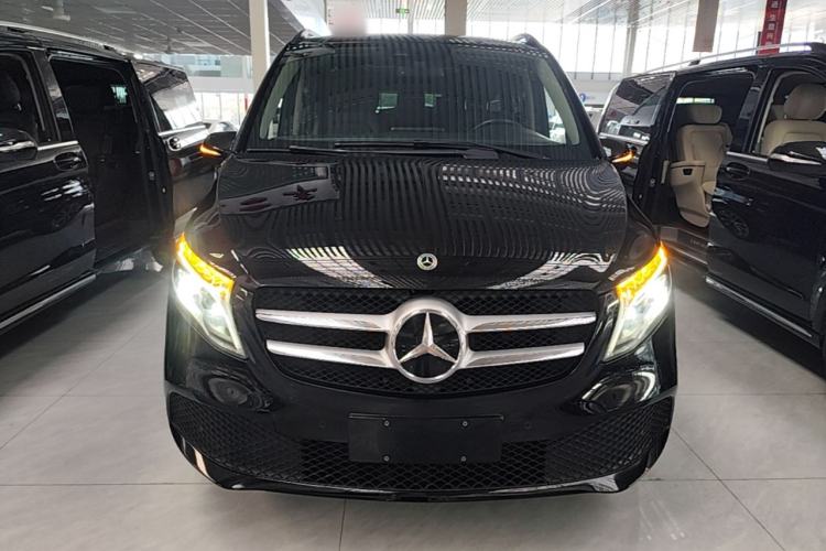 Used Mercedes-Benz V-Class 2020 V 260 Avantgarde Edition Front