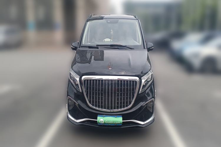 Used Mercedes-Benz V-Class 2020 V 260 Avantgarde Edition Front