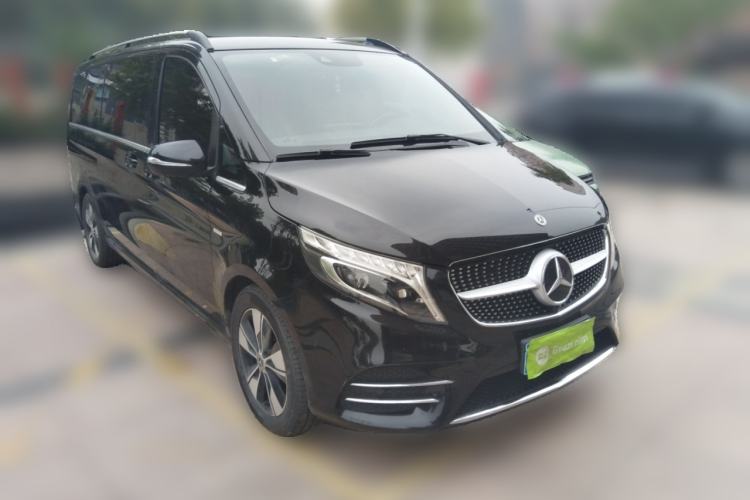 Used Mercedes-Benz V-Class 2020 V 260 L Long-wheelbase Luxury Edition Front Right 45 Deg