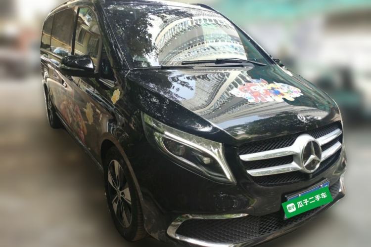Used Mercedes-Benz V-Class 2020 V 260 Prestige Edition Front Right 45 Deg