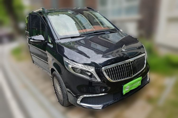 Used Mercedes-Benz V-Class 2020 V 260 Prestige Edition Front Right 45 Deg