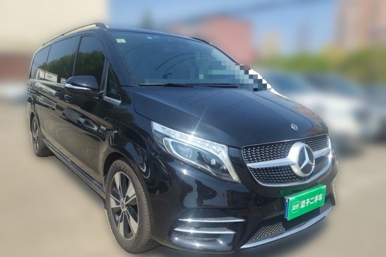 Used Mercedes-Benz V-Class 2020 V 260 L Long-wheelbase Luxury Edition Front Right 45 Deg