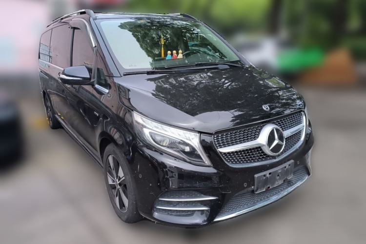 Used Mercedes-Benz V-Class 2020 V 260 L Long-wheelbase Luxury Edition Front Right 45 Deg