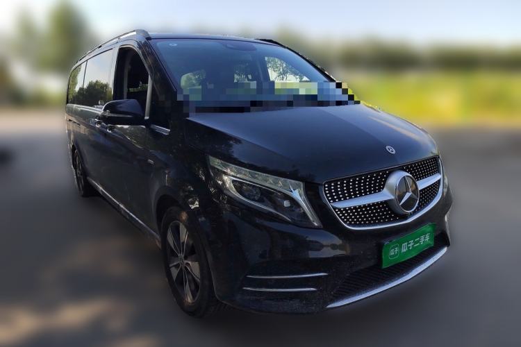 Used Mercedes-Benz V-Class 2020 V 260 L Long-wheelbase Luxury Edition Front Right 45 Deg
