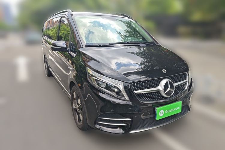 Used Mercedes-Benz V-Class 2020 V 260 L Long-wheelbase Luxury Edition Front Right 45 Deg