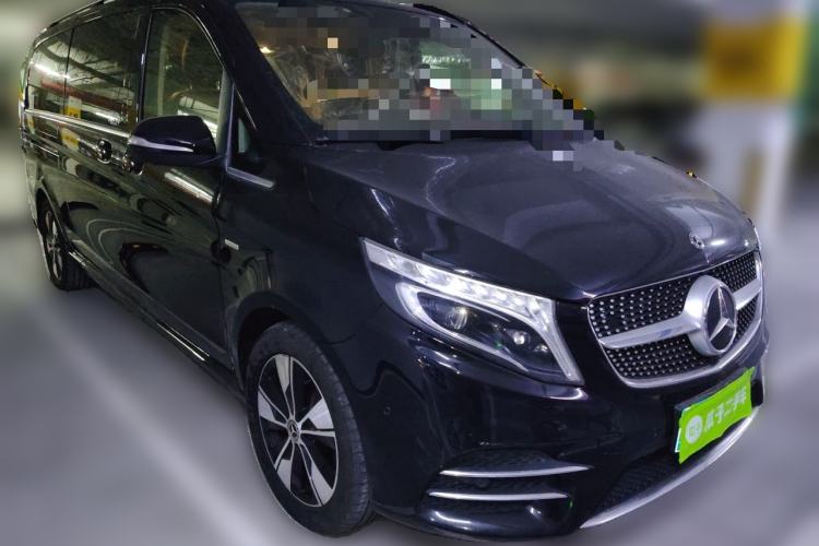 Used Mercedes-Benz V-Class 2020 V 260 L Long-wheelbase Luxury Edition Front Right 45 Deg