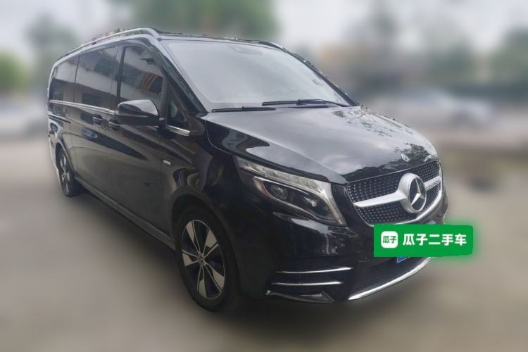 Used Mercedes-Benz V-Class 2020 V 260 L Long-wheelbase Luxury Edition Front Right 45 Deg