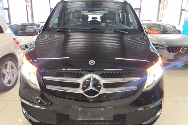 Used Mercedes-Benz V-Class 2020 V 260 Prestige Edition Front