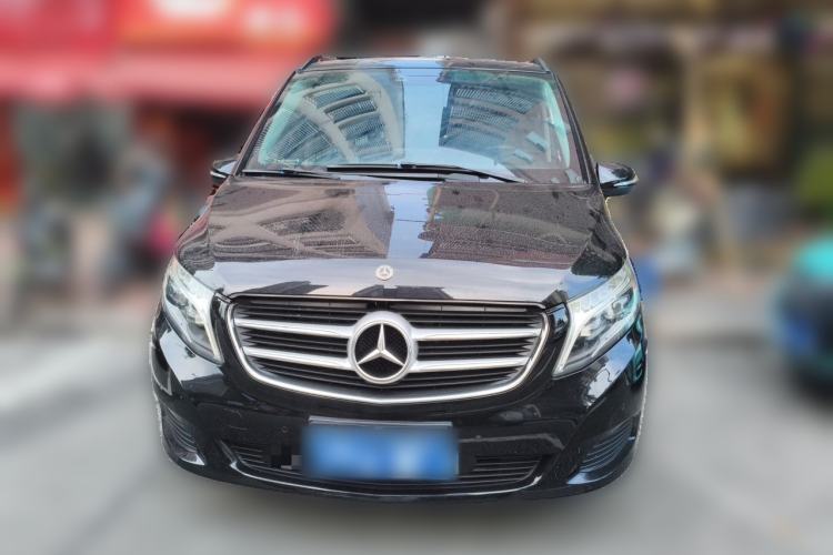 Used Mercedes-Benz V-Class 2020 V 260 Avantgarde Edition Front