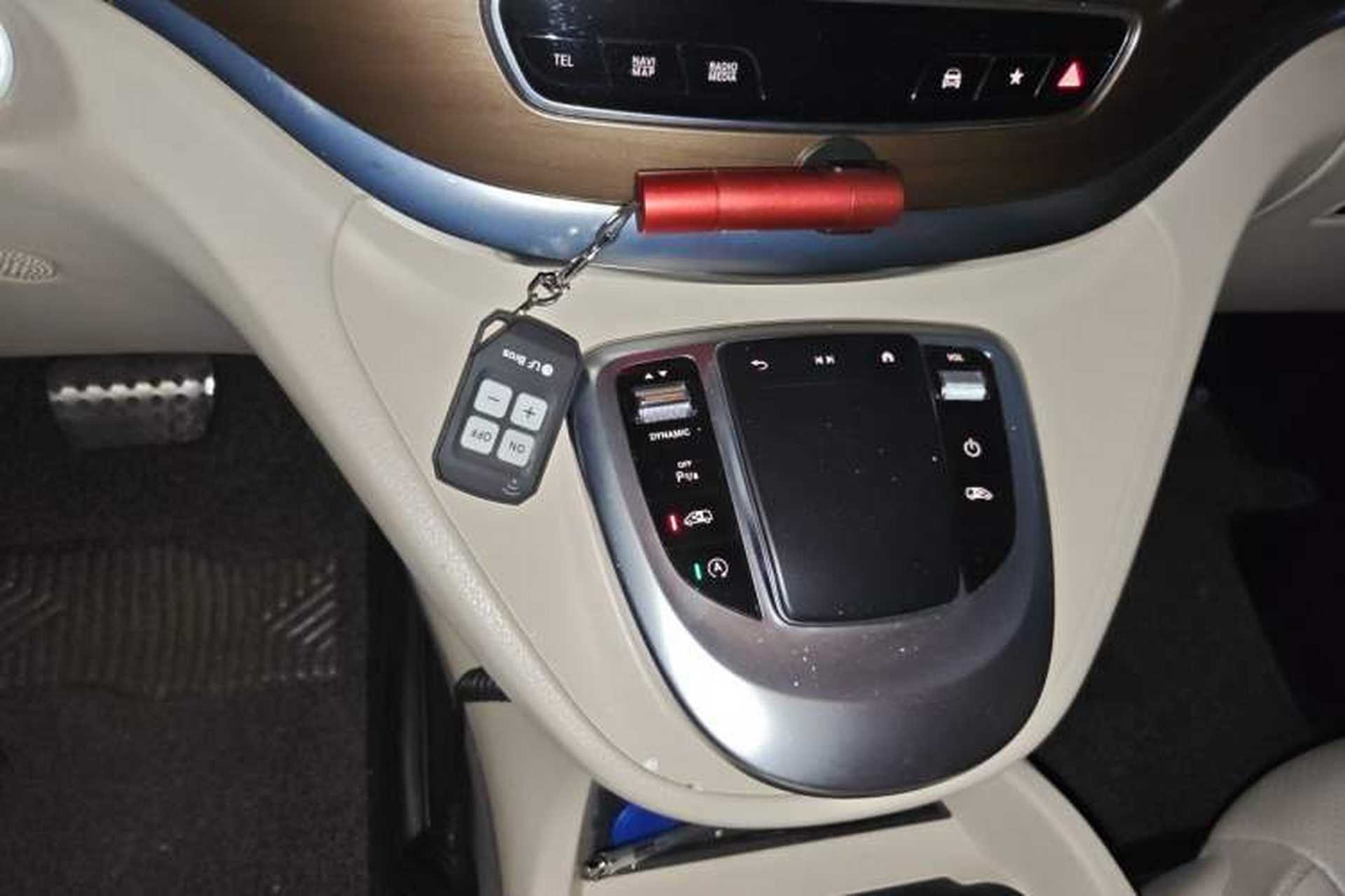 Used Mercedes-Benz V-Class 2020 V 260 L Long-wheelbase Luxury Edition Gear Lever