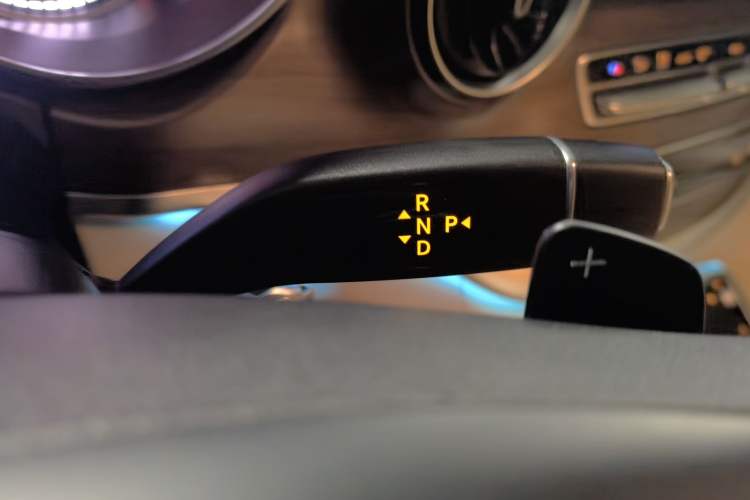 Used Mercedes-Benz V-Class 2020 V 260 L Long-wheelbase Luxury Edition Gear Lever