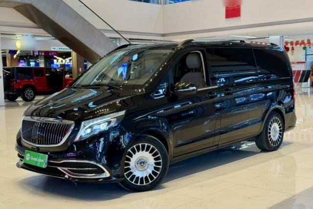 Used Mercedes-Benz V-Class 2020 V 260 Avantgarde Edition