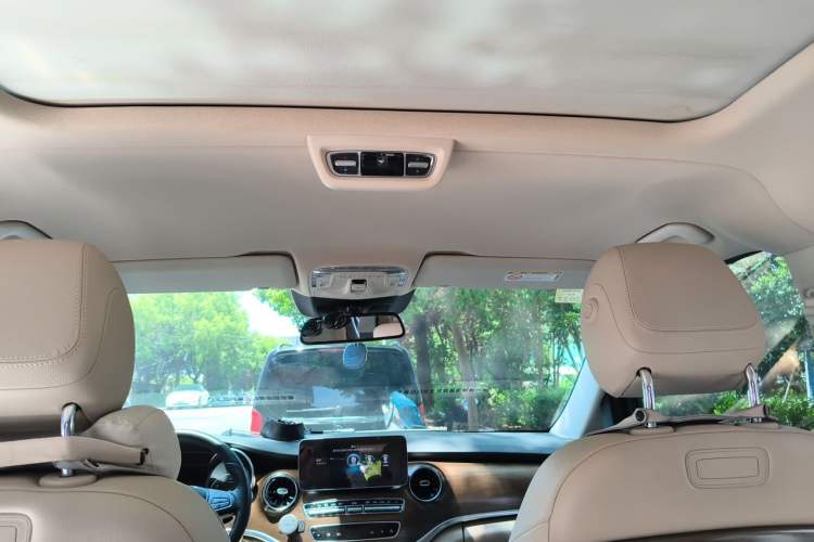 Used Mercedes-Benz V-Class 2020 V 260 L Long-wheelbase Luxury Edition Headliner