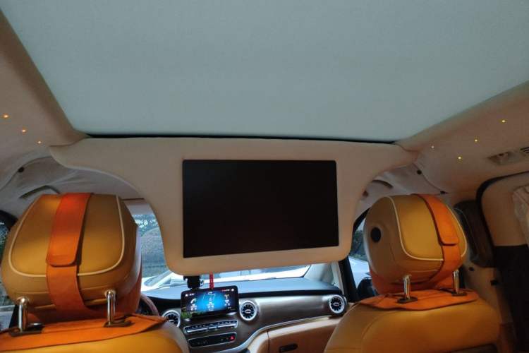 Used Mercedes-Benz V-Class 2020 V 260 L Long-wheelbase Luxury Edition Headliner