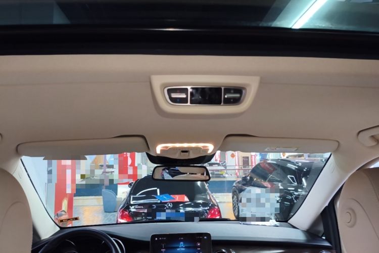 Used Mercedes-Benz V-Class 2020 V 260 Avantgarde Edition Headliner