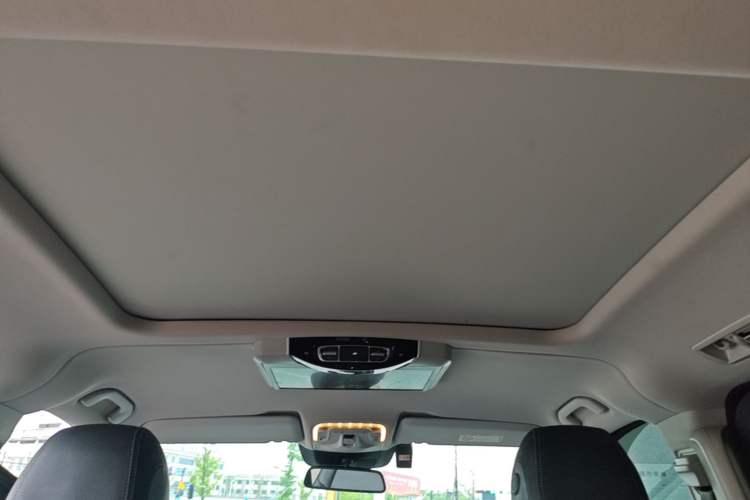 Used Mercedes-Benz V-Class 2020 V 260 Prestige Edition Headliner