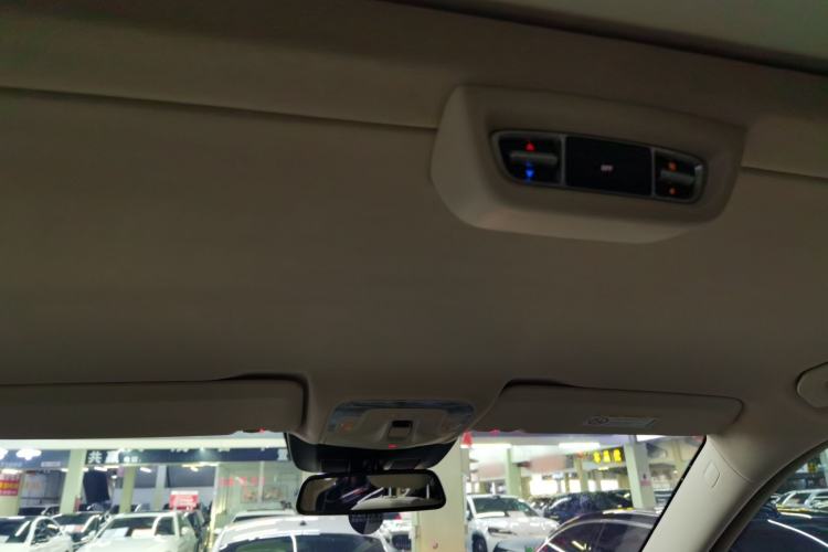 Used Mercedes-Benz V-Class 2020 V 260 L Long-wheelbase Luxury Edition Headliner