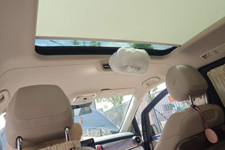 Used Mercedes-Benz V-Class 2020 V 260 Prestige Edition Headliner