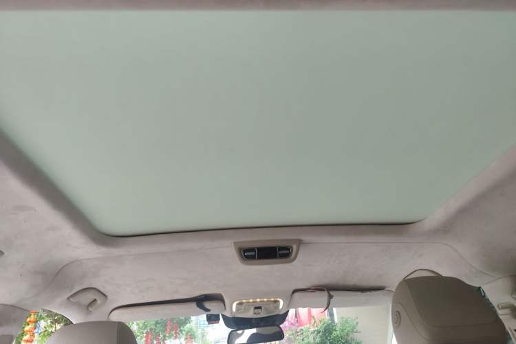 Used Mercedes-Benz V-Class 2020 V 260 L Long-wheelbase Luxury Edition Headliner