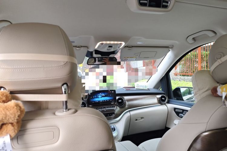 Used Mercedes-Benz V-Class 2020 V 260 Prestige Edition Headliner