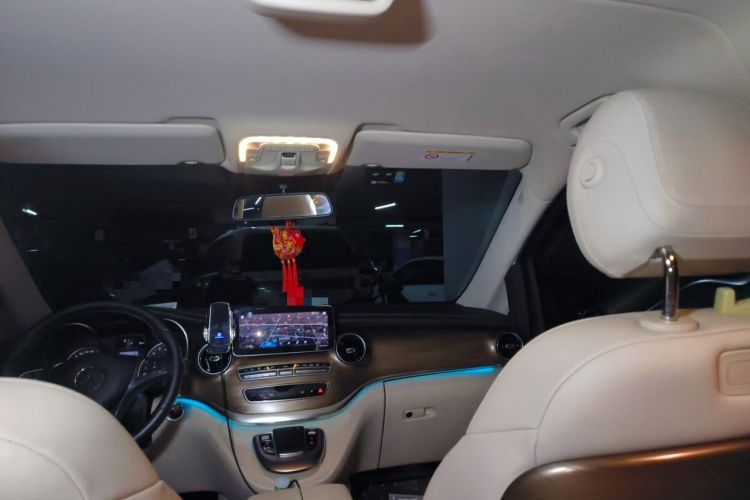 Used Mercedes-Benz V-Class 2020 V 260 Prestige Edition Headliner