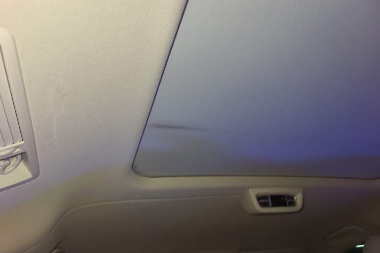 Used Mercedes-Benz V-Class 2020 V 260 Prestige Edition Headliner