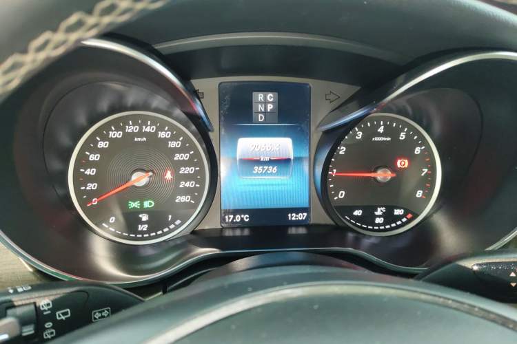 Used Mercedes-Benz V-Class 2020 V 260 Prestige Edition Instrument Cluster