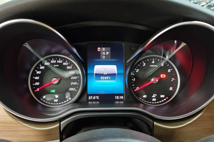 Used Mercedes-Benz V-Class 2020 V 260 Prestige Edition Instrument Cluster
