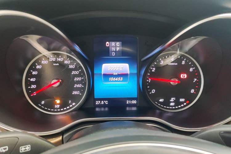 Used Mercedes-Benz V-Class 2020 V 260 Prestige Edition Instrument Cluster
